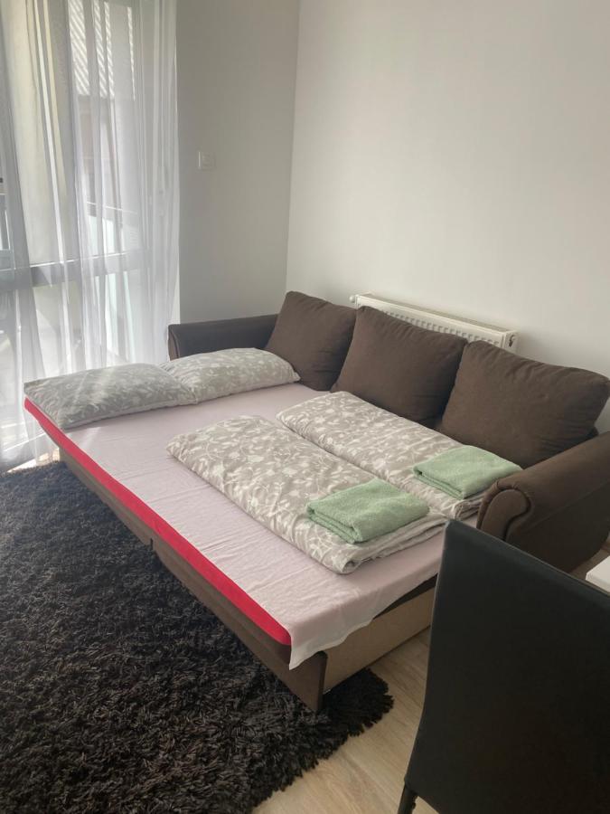 Belle Casa 24 Apartment Debrecen Ngoại thất bức ảnh